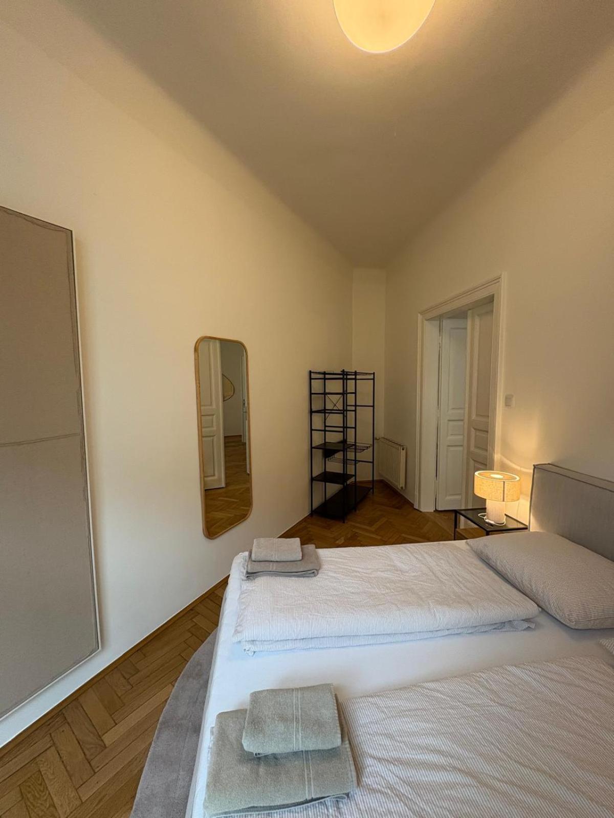 Premium Apartment In Altstadtnaehe Грац Экстерьер фото